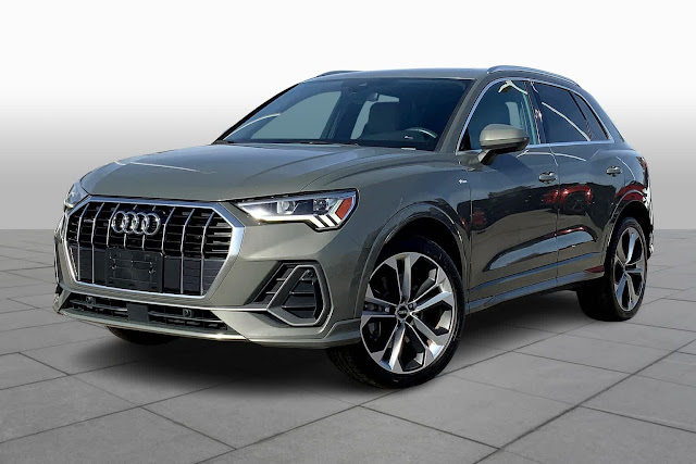 2019 Audi Q3 S line Premium Plus