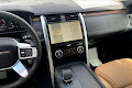 2025 Land Rover Discovery Dynamic SE