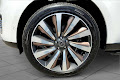 2025 Land Rover Range Rover SV