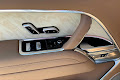 2025 Land Rover Range Rover SV