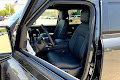 2025 Land Rover Defender X-Dynamic SE
