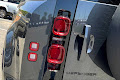 2025 Land Rover Defender X-Dynamic SE