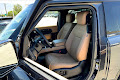 2025 Land Rover Defender X-Dynamic SE