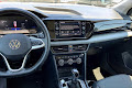 2024 Volkswagen Taos SE Black