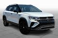 2024 Volkswagen Taos SE Black