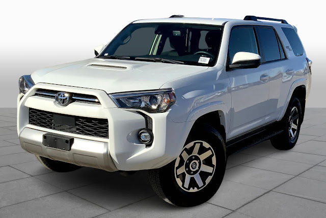 2024 Toyota 4Runner TRD Off Road