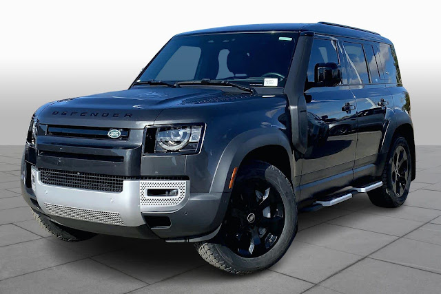 2023 Land Rover Defender SE