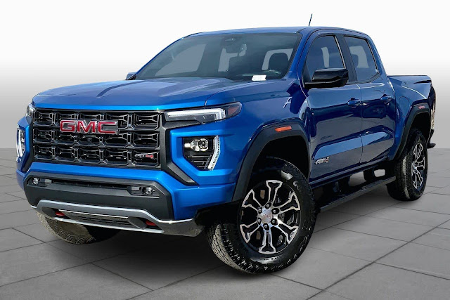 2024 GMC Canyon 4WD AT4