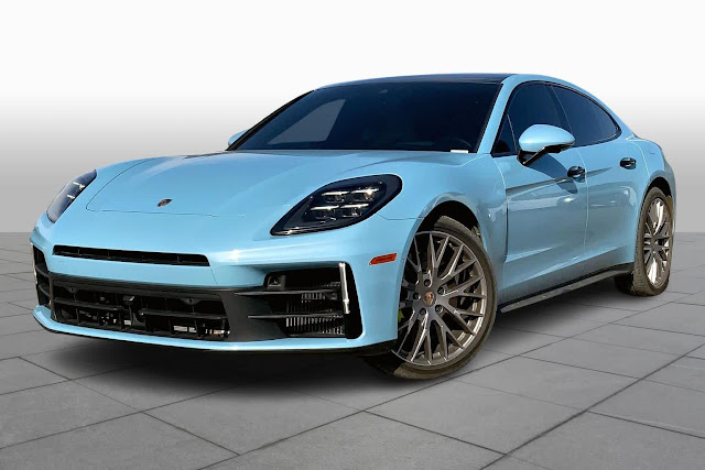2025 Porsche Panamera 4 E-Hybrid