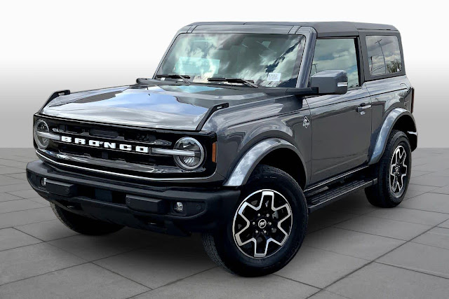 2022 Ford Bronco Outer Banks