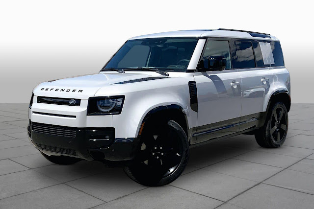 2026 Land Rover Defender X-Dynamic SE