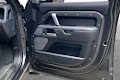 2023 Land Rover Defender X-Dynamic SE