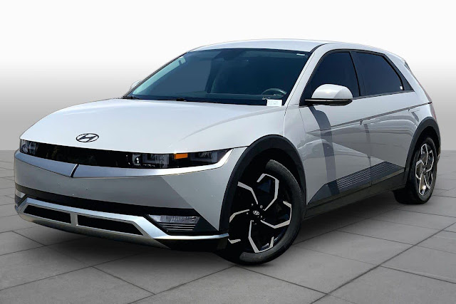 2024 Hyundai IONIQ 5 SE
