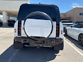 2024 Land Rover Defender X-Dynamic SE
