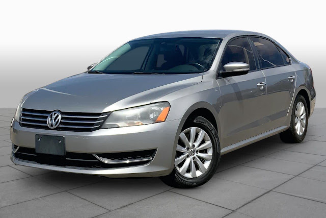2014 Volkswagen Passat S