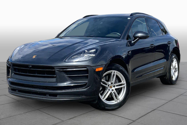 2022 Porsche Macan 